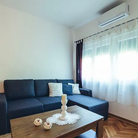 Apartman Music Time
